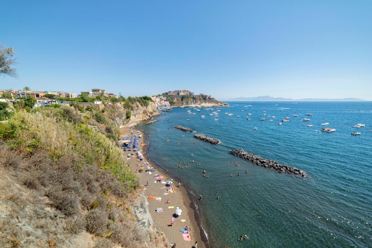 La Poetica In Villa Eldorado Procida Eksteriør bilde